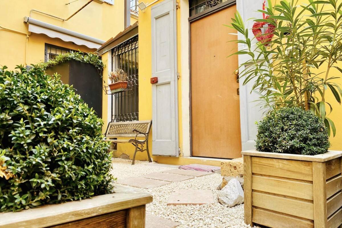 Gamberini House - Private Garden Apartment โบโลญญา ภายนอก รูปภาพ